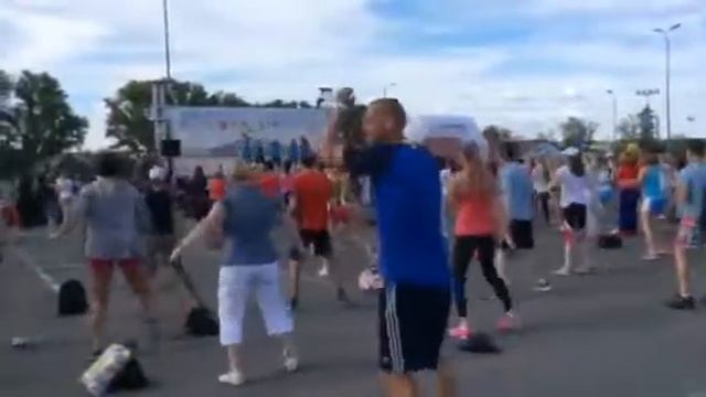 Зарядка на Fitness Summer 2016 в Ижевске