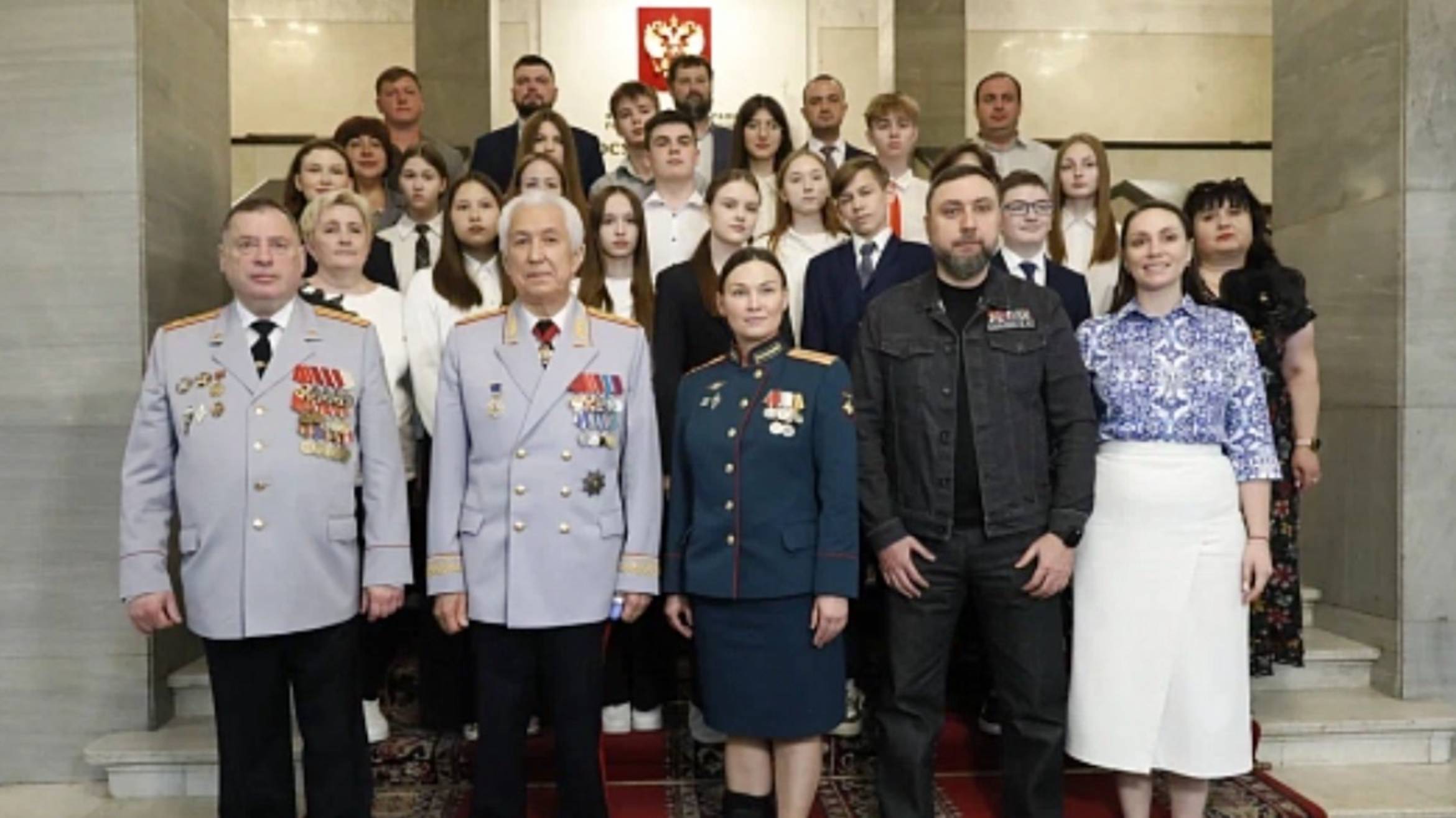 ДЕПУТАТЫ ГОСДУМЫ ОРГАНИЗОВАЛИ ПОЕЗДКУ В МОСКВУ ДЛЯ ШКОЛЬНИКОВ ИЗ ТВЕРИ