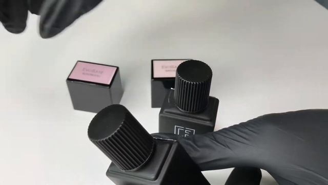 Камуфлирующее базовое покрытие C.E.Nails EvoBase