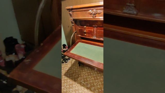 СТАРИННЫЙ СЕКРЕТЕР С ТАЙНЫМ ОТДЕЛЕНИЕМ