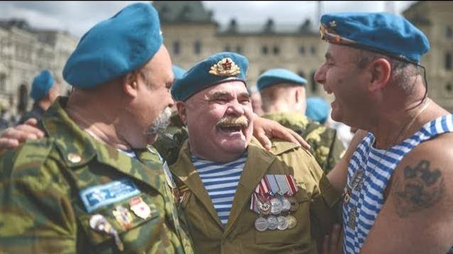 КАКИХ ПРИЗЫВНИКОВ БРАЛИ СЛУЖИТЬ В ВДВ АРМИИ СССР