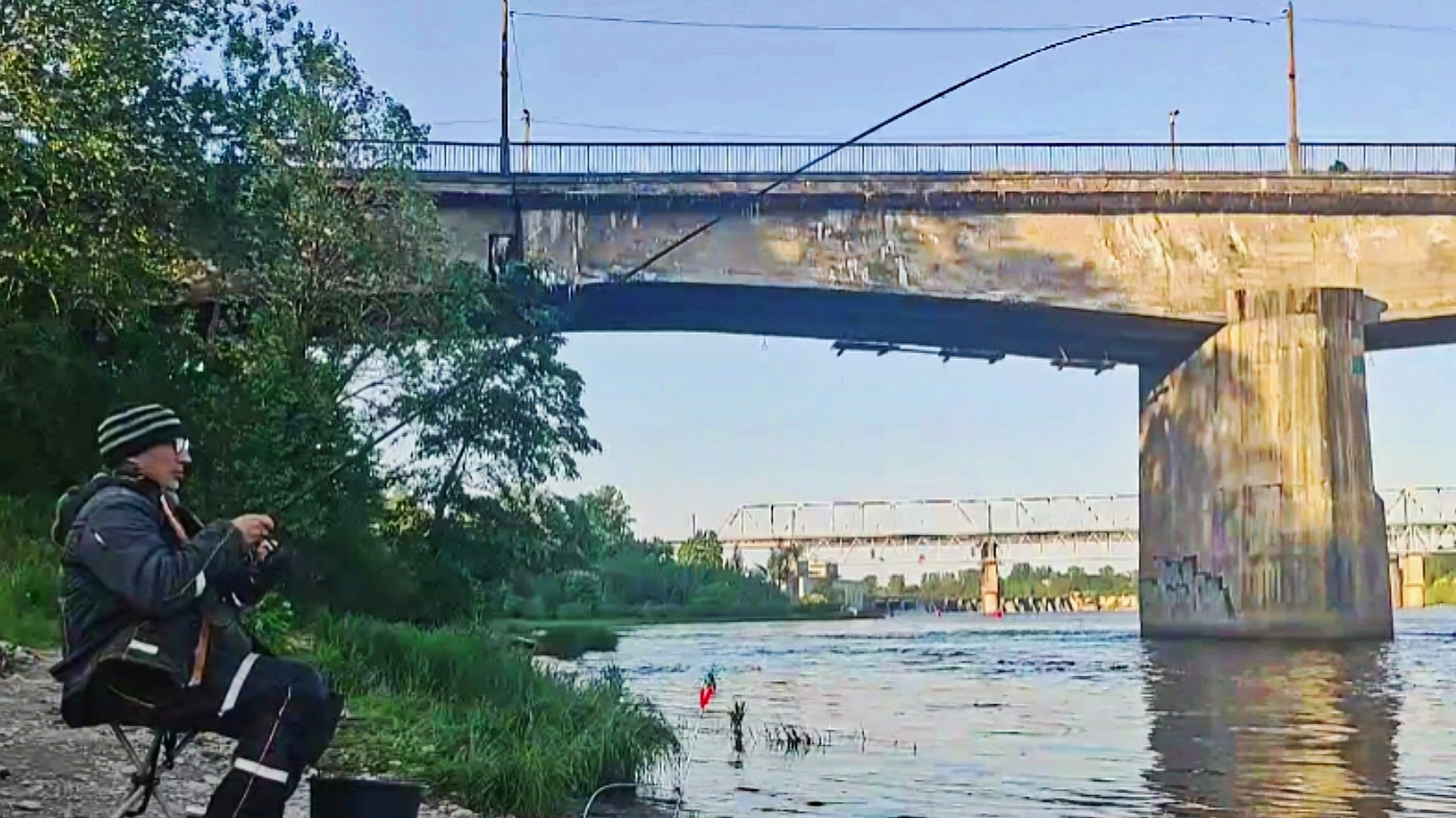 Пришел в ночь,утром подошла Сырть.