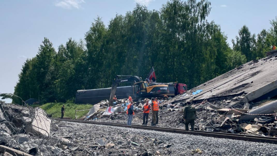 «Уничтожить больше мирных граждан»: почему Украина усилила атаки на Россию