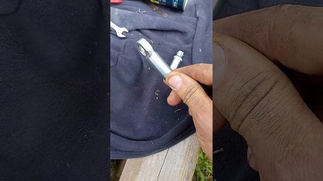 Щелчки при запуске или болячка со стартером,Лада Ларг?