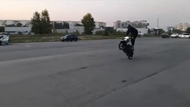 СТАНТ НА СКУТЕРАХ, СХОДКИ,  ПОКАТУШКИ, HONDA DIO