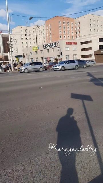 Остановка Торговый город Таир. Караганда