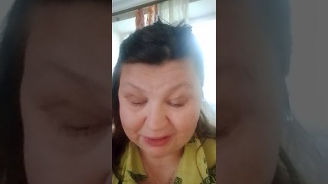 поздравляю королеву и день рождение июньских