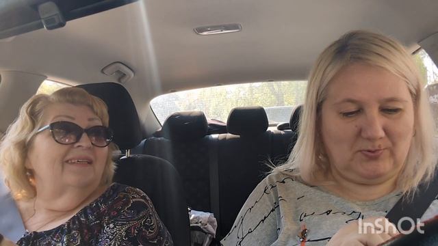 Две эолушки поехали на бал
