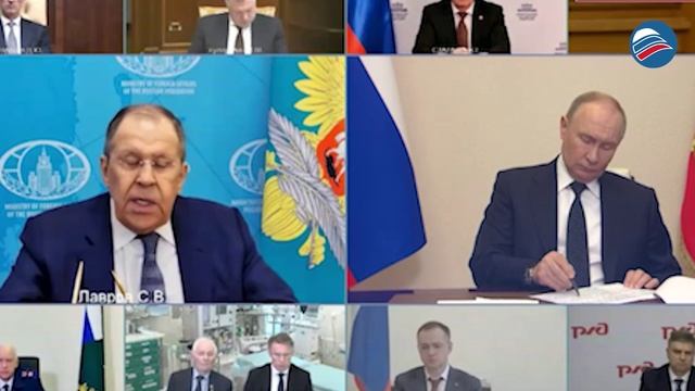 Важно сохранять курс на переговоры: Лавров о провокациях Киева
