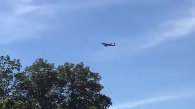 Самолёт почты России RA-64052 посадка во Внуково