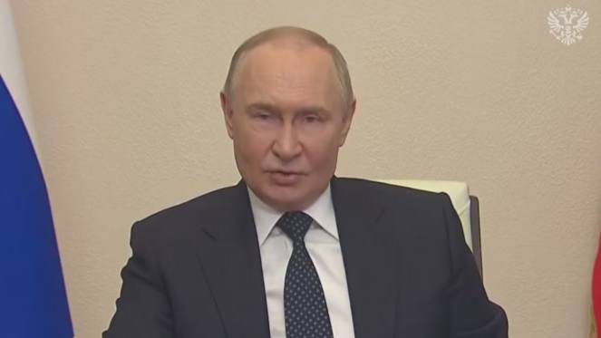 Кто вообще ведет переговоры с террористами? Путин о терактах в Брянской и Курской областях.