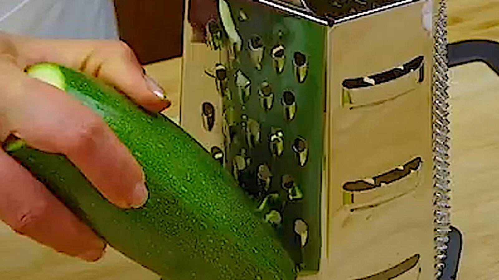 Просто натрите кабачки и добавьте яйца! Так вкусно, что готовлю каждый день летом.
