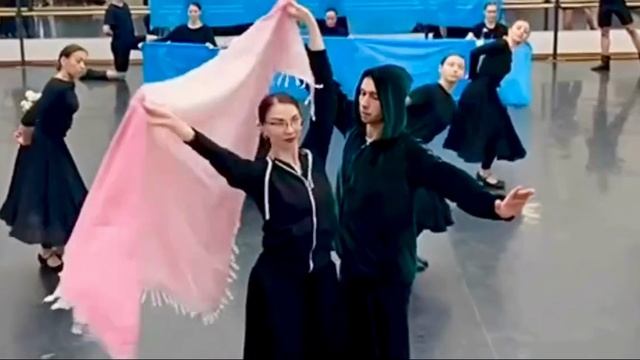 ДУЭТ С ТЕКСТОМ АХМАТОВОЙ И МУЗЫКОЙ МАСХУДЫ