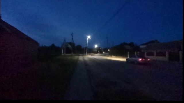 Wide angle of Honor 20 pro at lowlight street