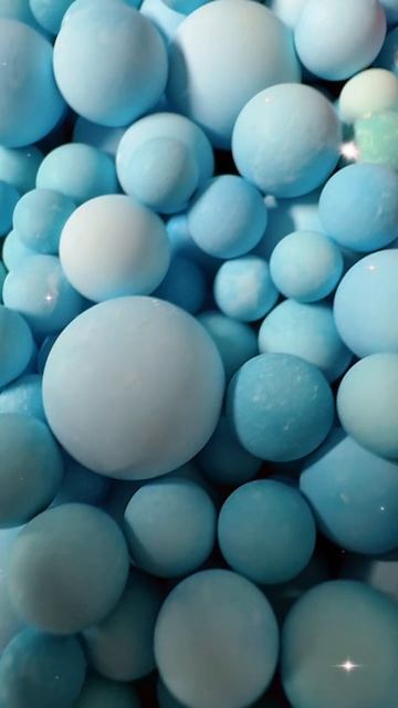 250603-12 The Original Turquoise Beads: Deep-Sea Pearls Rolling on Fingertips