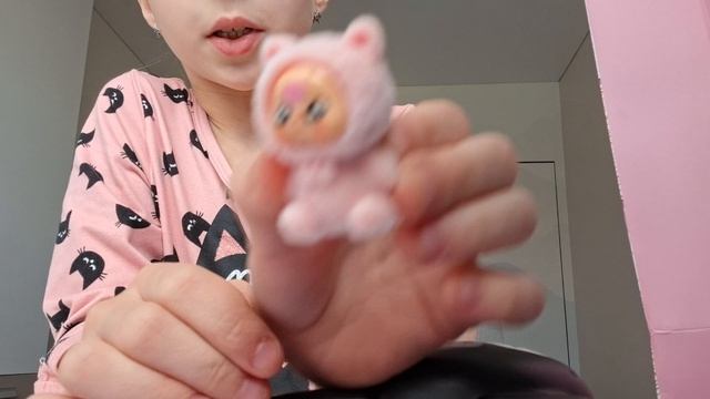 подарок от моей подруги аланы игрушка светится в темноте
