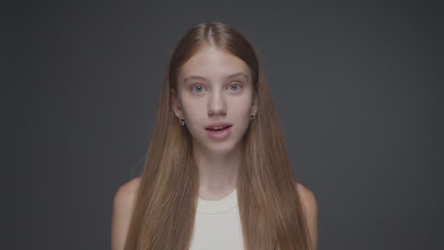 Катя Павлова. 14 лет (Преза)