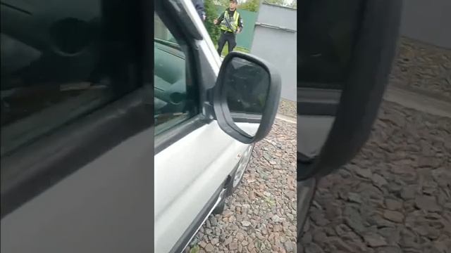 🦮🇺🇦Четвероногий друг-друг ухилянта и страх ТЦК…
(сэбэ,себя,язык ломают об эту мову)