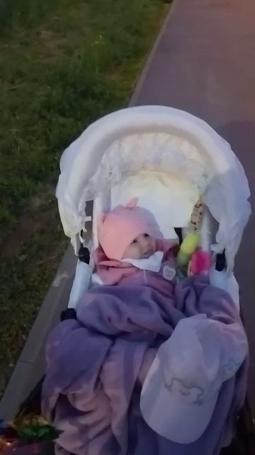 У мамы много детей.