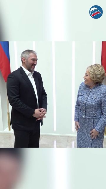 Звезда хоккея: Александр Овечкин встретился с Валентиной Матвиенко в Совфеде