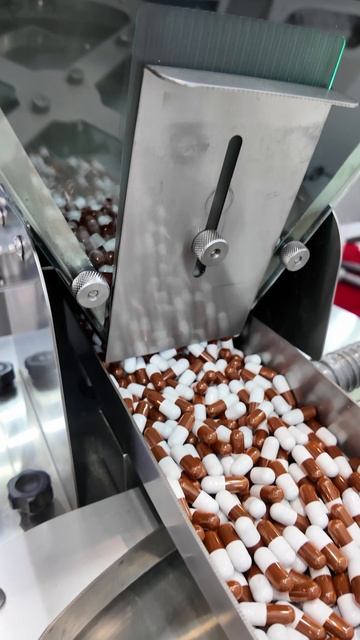 Minipress.ru Машина для вакуумной упаковки фармацевтической продукции