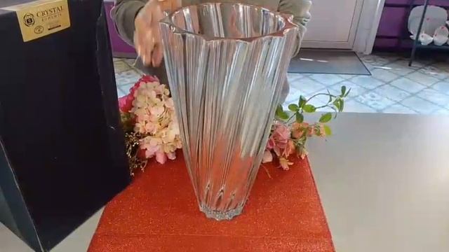 Ваза для цветов 35,5 см Crystalite Bohemia "Скаллоп /Без декора" / 060151