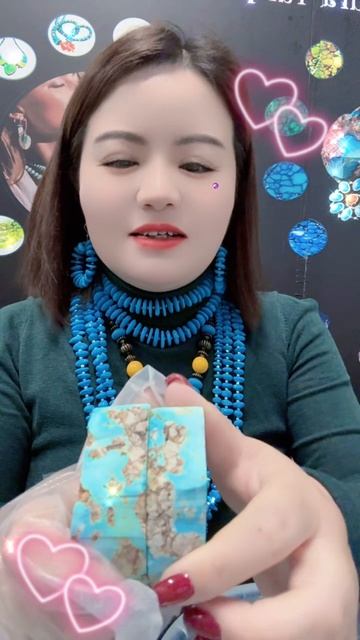 250604-6 Turquoise Rough: Cut Open a Hundred-Million-Year Time Capsule with One Slice