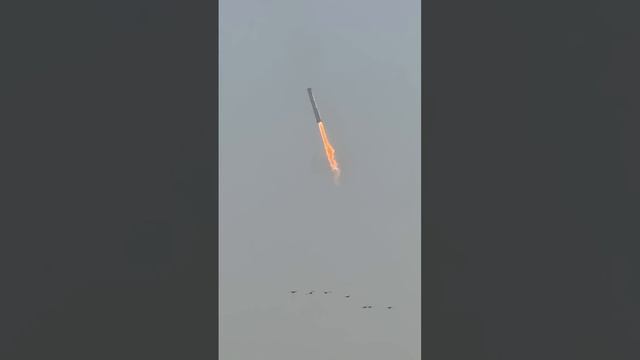 SpaceX test flight 8 booster catch ￼