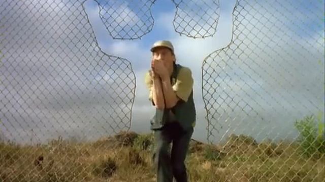 Когда полез к соседу на участок за "халявными" яблокам?