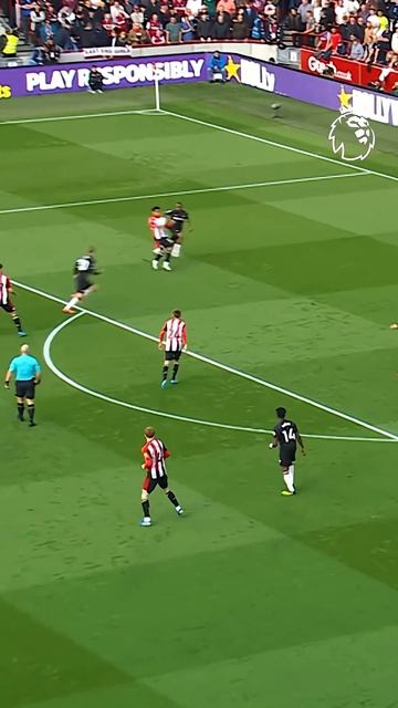 Mbeumo’s OUTRAGEOUS Volleys