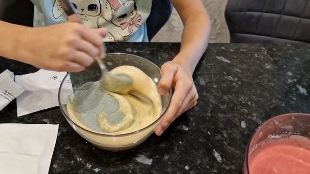 Влог: Готовим цветной пирог 🥮 Новая игрушка🧸 Будни с