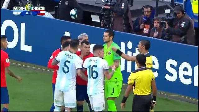 Футбол | Месси - красная карточка
