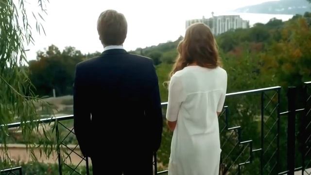 "Холодный свет" - поёт Марина Зорина