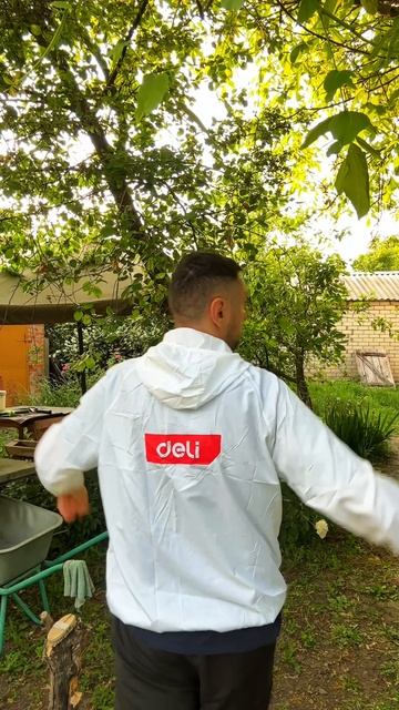Зацените куртец от Deli для защиты от солнца.