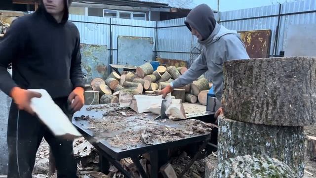 🪓🪓 Big Wood Carving 😳😳 Рубаємо пеньки та Відземки. Здоров?