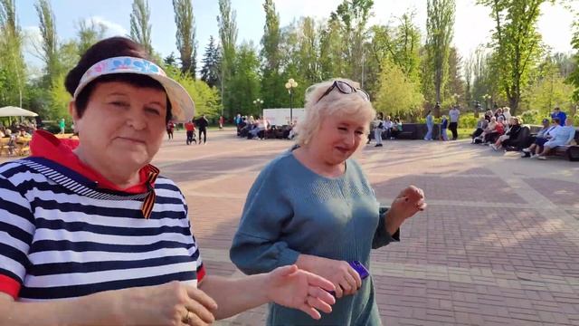 Красные розы..... 04.05.25.