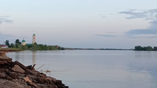 Умиротворение заката. Вечер на Каме.