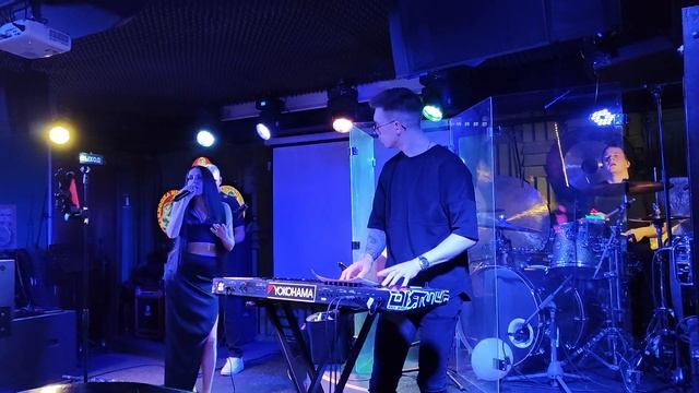 Don't Be So Shy - музыкальная группа Tes'la (cover на песню IMANY)