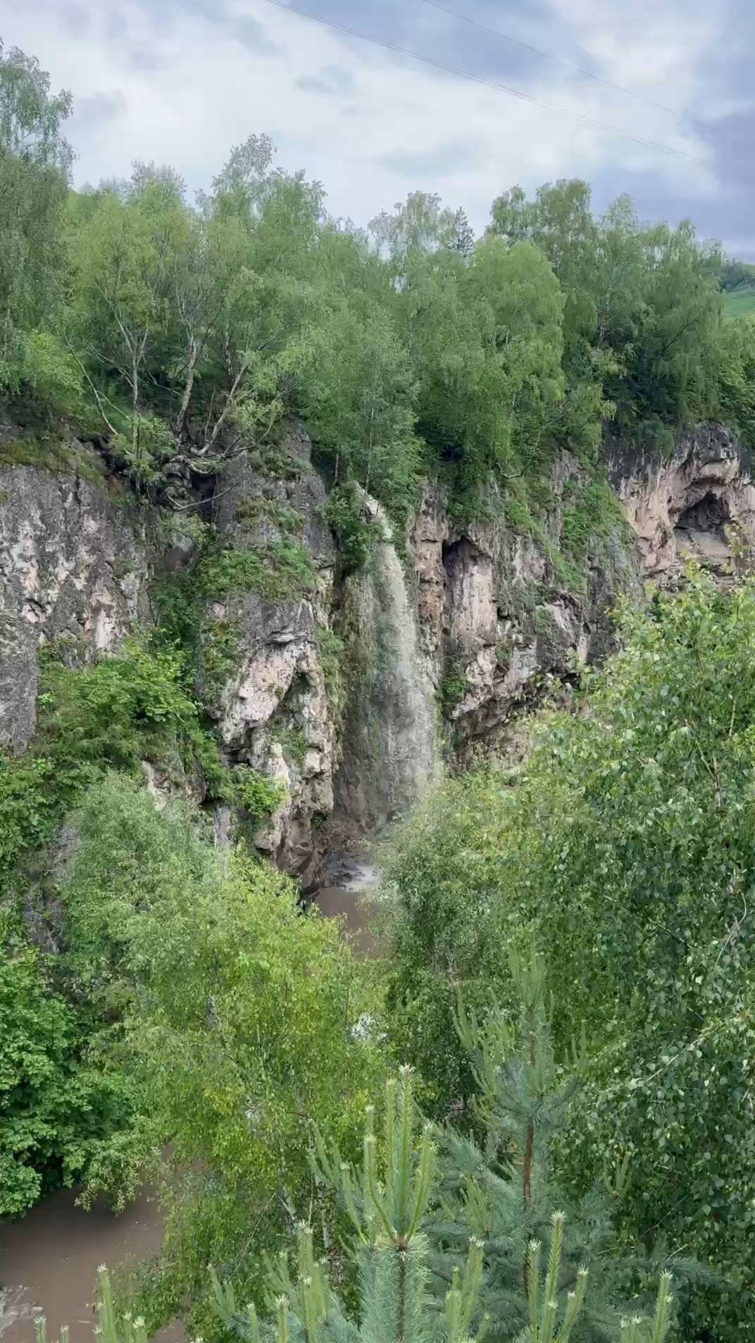 Медовые водопады после дождей