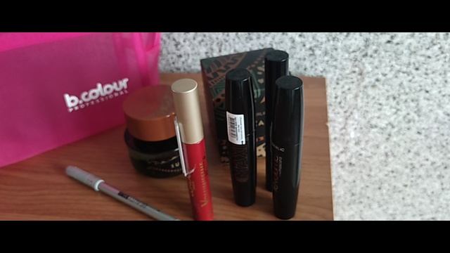 покупки декоративной косметики