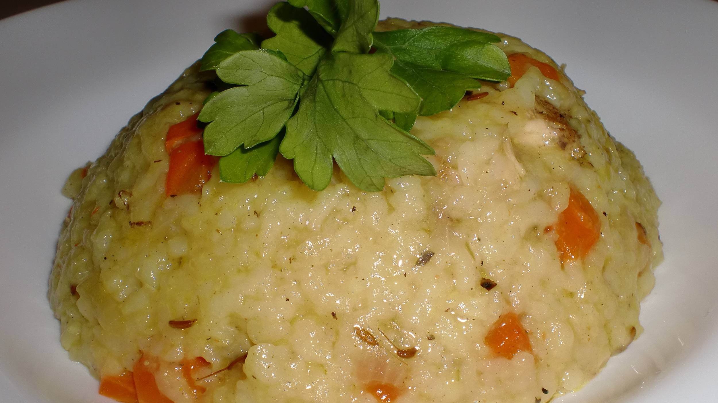 Плов в мультиварке с курицей