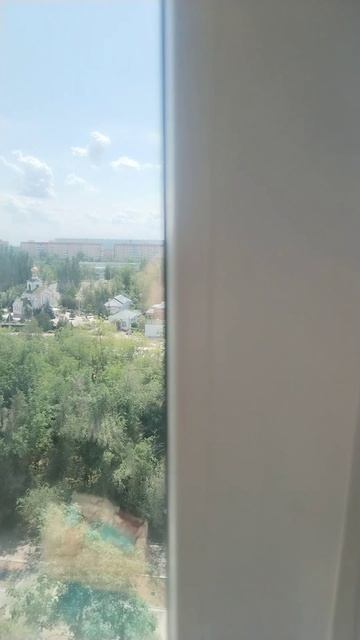 У нас Волгодонске  солнечный  и жаркий день