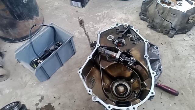 сломан первый вал на донорской коробке chery qq6