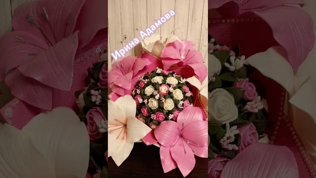 Настенные и настольные светильники, в горшке и плетен?