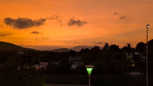 670.Июньский вечер-персик.