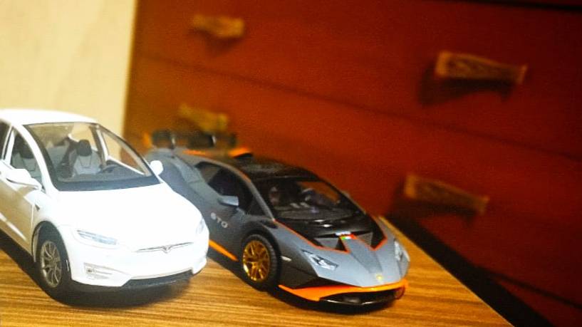 Unpacking car models