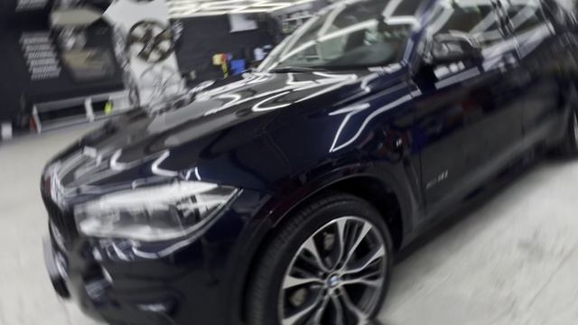 BMW X6
Химчистка, полировка,керамика.