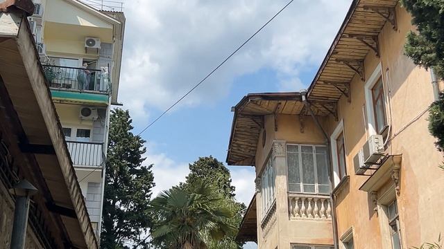 Ялта.Ул.Пальмира Тольятти.Пешая прогулка.От ул.Боткинской до ост.Спартак. 03.06.25.Крым.Crimea.Yalta