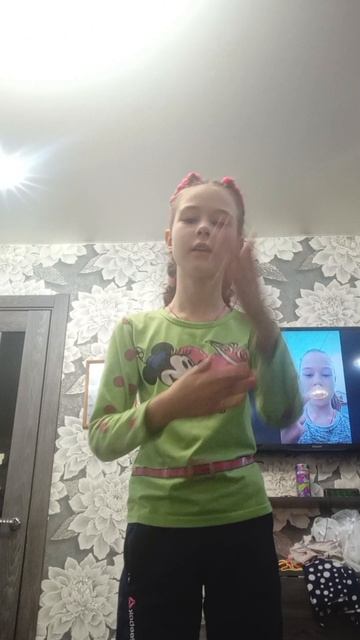 песня - Тусовка зайцев на английском Bunny 🐰🐇♥️