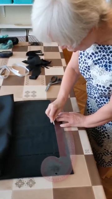 Шьем юбку  Линия низа юбки и подкладки Галина Коломейк